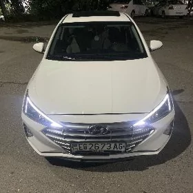 Hyundai Elantra 2020