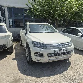 Volkswagen Touareg 2012