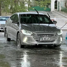 Hyundai Elantra 2018