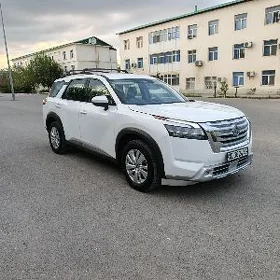 Nissan Pathfinder 2021