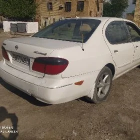 Nissan Maxima 2000