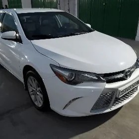 Toyota Camry 2015