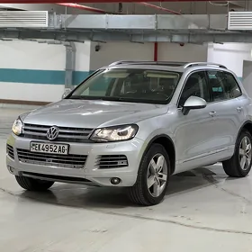 Volkswagen Touareg 2011