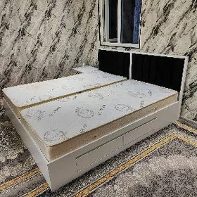 КРОВАТЬ