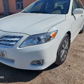 Toyota Camry 2011