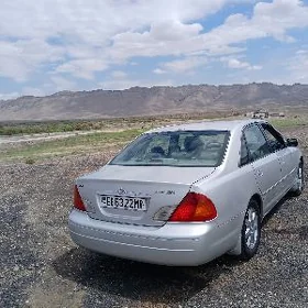 Toyota Avalon 2000