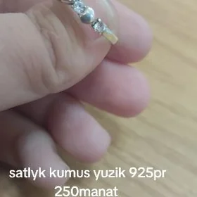 kumus yuzik