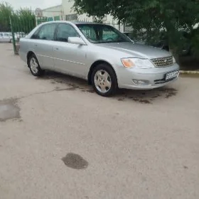 Toyota Avalon 2000