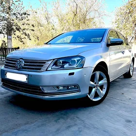 Volkswagen Passat 2011