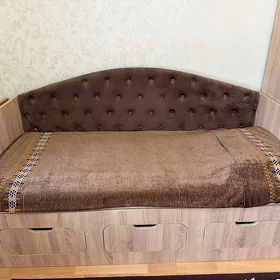 Diwan krowad кровать