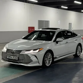 Toyota Avalon 2019