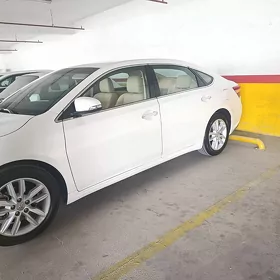 Toyota Avalon 2013