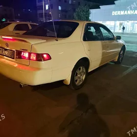 Toyota Camry 2001