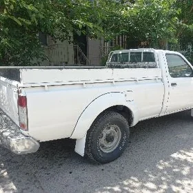 Nissan Navara 2007