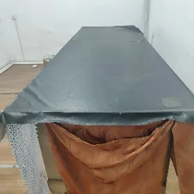 Tikinçiler üçin stol