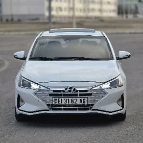 Hyundai Elantra 2020