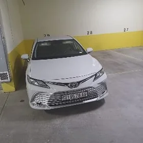 Toyota Camry 2022