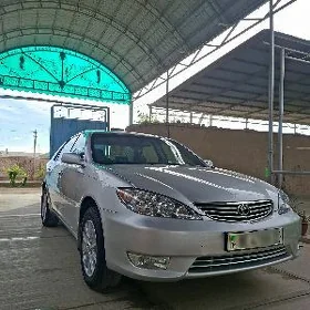 Toyota Camry 2005