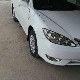 Toyota Camry 2005