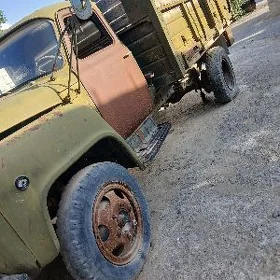 Gaz 53 1990