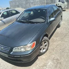Toyota Camry 2001
