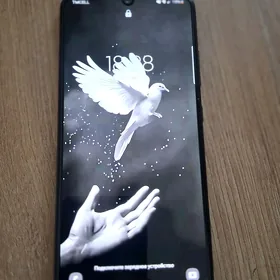 Samsung. A 32