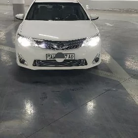 Toyota Camry 2012