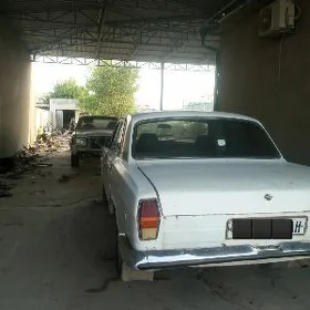 Gaz 24 1987