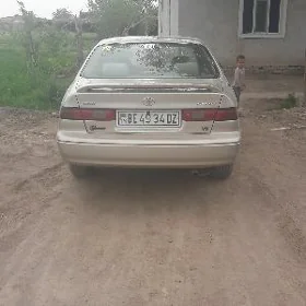 Toyota Camry 1997