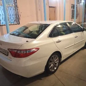 Toyota Camry 2017