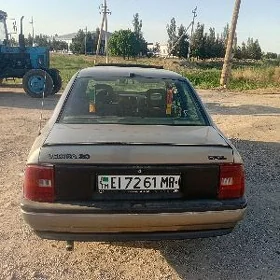 Opel Vectra 1990