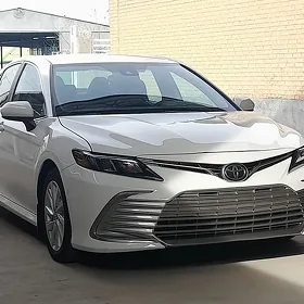 Toyota Camry 2023