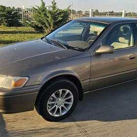 Toyota Camry 1999
