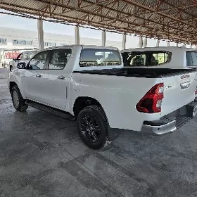 Toyota Hilux 2026