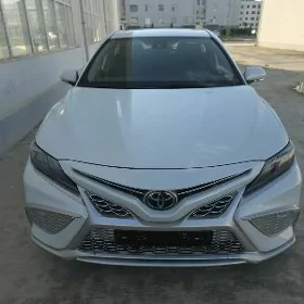 Toyota Camry 2022