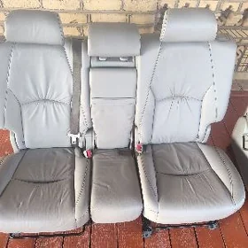 Lekusus RX sidenýa 04-09 yyl