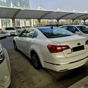 Kia Cadenza 2013