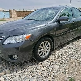 Toyota Camry 2011