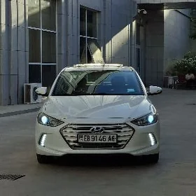 Hyundai Elantra 2017