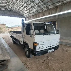 Mitsubishi Canter 1994