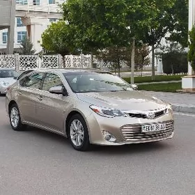 Toyota Avalon 2015