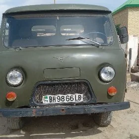 UAZ 469 1988