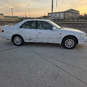 Toyota Camry 1997