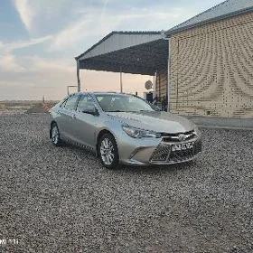 Toyota Camry 2015