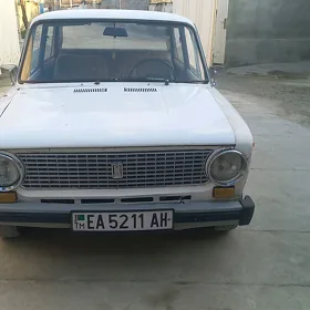 Lada 2104 1985