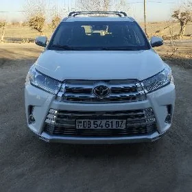 Toyota Highlander 2019