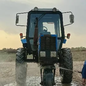 MTZ 80 2005