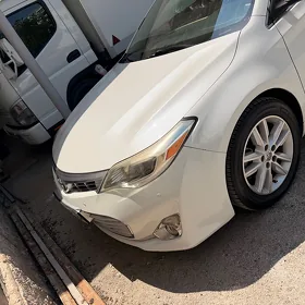 Toyota Avalon 2013
