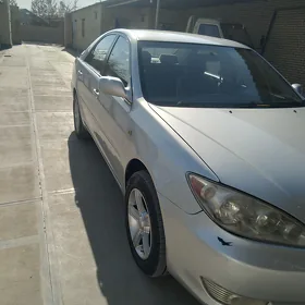 Toyota Camry 2005