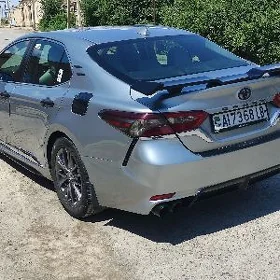 Toyota Camry 2018